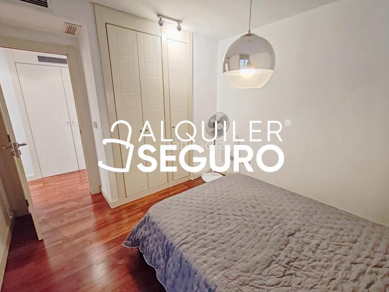 Foto 7724b910-5afd-4121-b936-aec4d19aa002. Rent flat with pool in Ensanche-Diputación Alicante