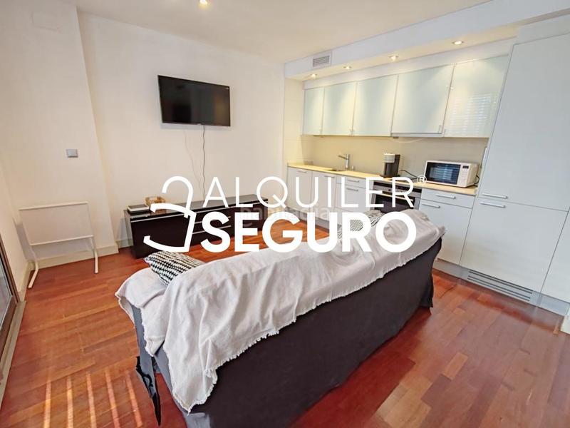 Foto c1ef7019-2f6e-4cdd-b1d4-e7f6e3ca0ce2. Rent flat with pool in Ensanche-Diputación Alicante