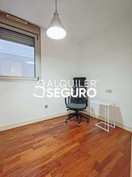 Foto c3e7a402-58b6-482e-8397-bb37a1bf52f7. Rent flat with pool in Ensanche-Diputación Alicante