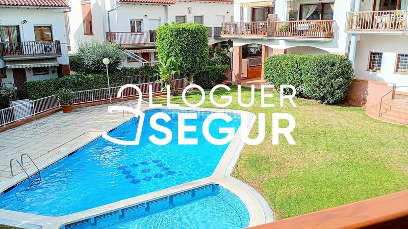 Foto 5f708500-eb9e-40a3-80ac-09ddbbc6db10. Affitto chalet con riscaldamento parcheggio piscina in Sant Pere de Ribes