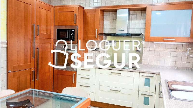 Foto 234593b8-5ea0-4bb0-a698-01930c857f79. Alquiler chalet  c joan carandell i marimon en Sant Pere de Ribes