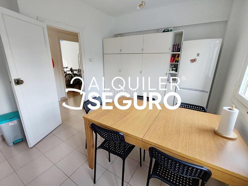 Foto 2ecc28a5-c93d-4fed-96a4-5c6920ef5ba8. Alquiler piso  c arquitecto jover en Goteta Alicante