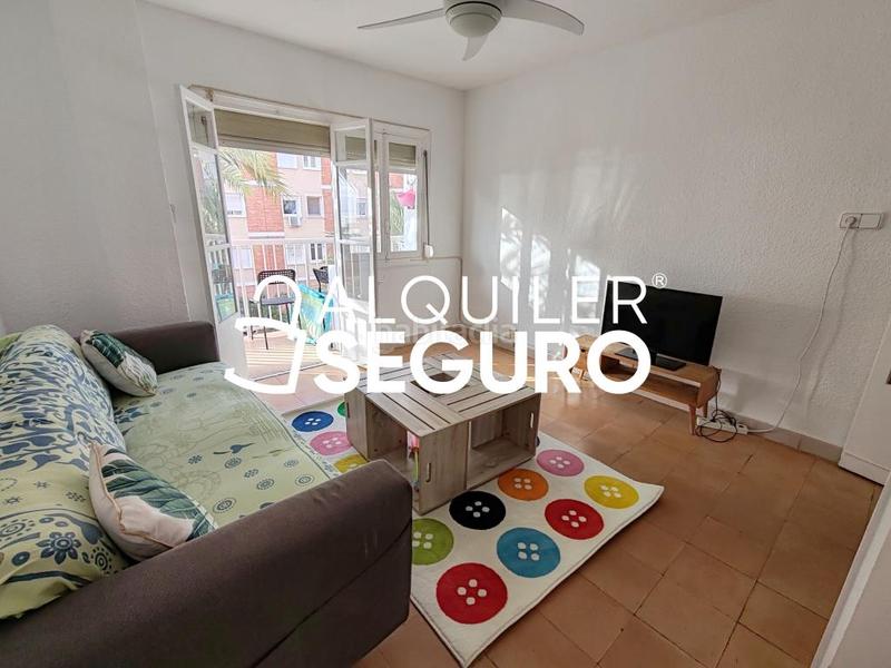 Foto 7afedd25-c49a-4da4-b9ef-d596fb238525. Alquiler piso  c arquitecto jover en Goteta Alicante