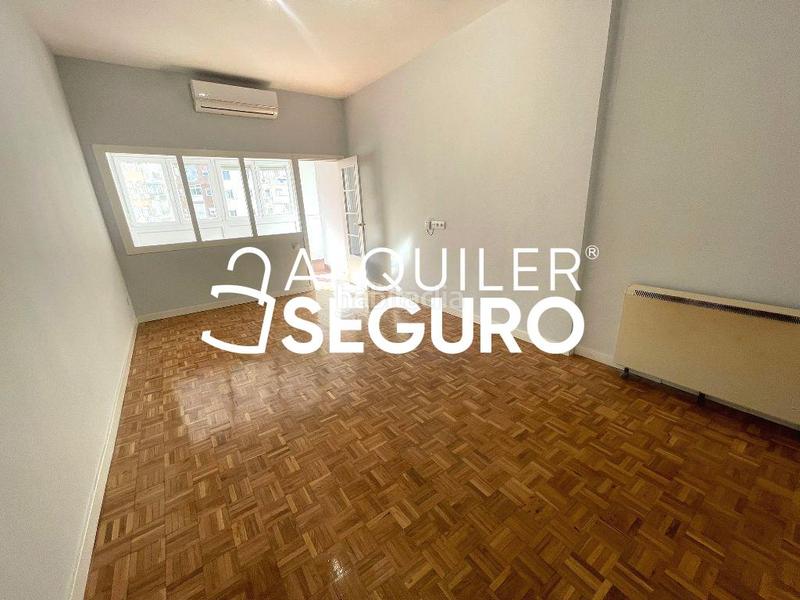 Foto 46a85857-df71-4b99-9eec-050f87a0a19e. Miete etagenwohnung mit heizung in Pacífico Madrid