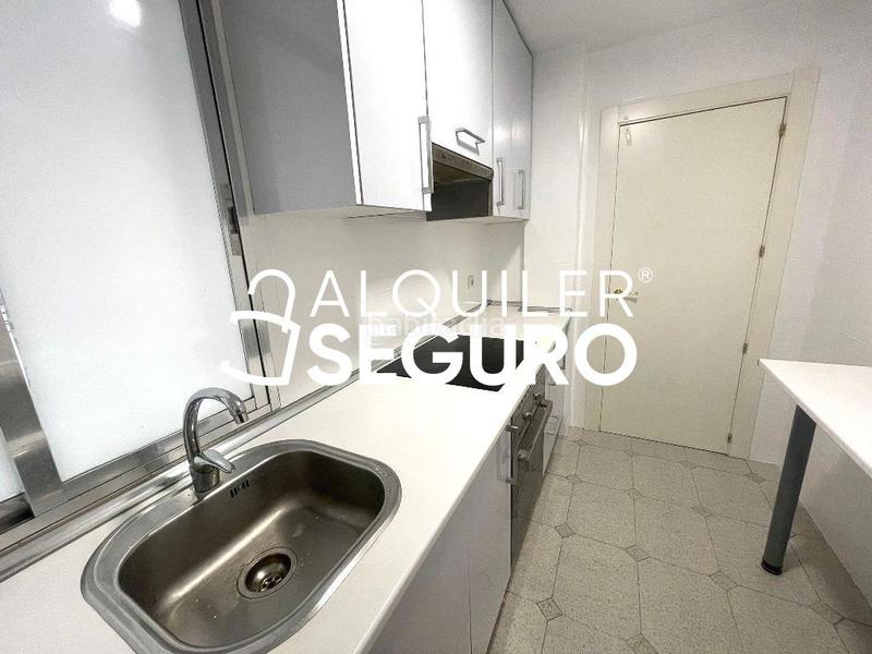 Foto c4cbfbef-af29-4798-b034-58274fb0f7ea. Miete etagenwohnung mit heizung in Pacífico Madrid