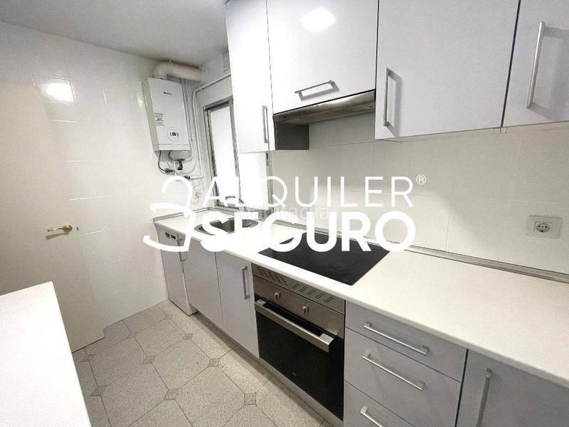 Foto f87779d6-7794-44f5-bda5-ef5f60ac731b. Miete etagenwohnung mit heizung in Pacífico Madrid