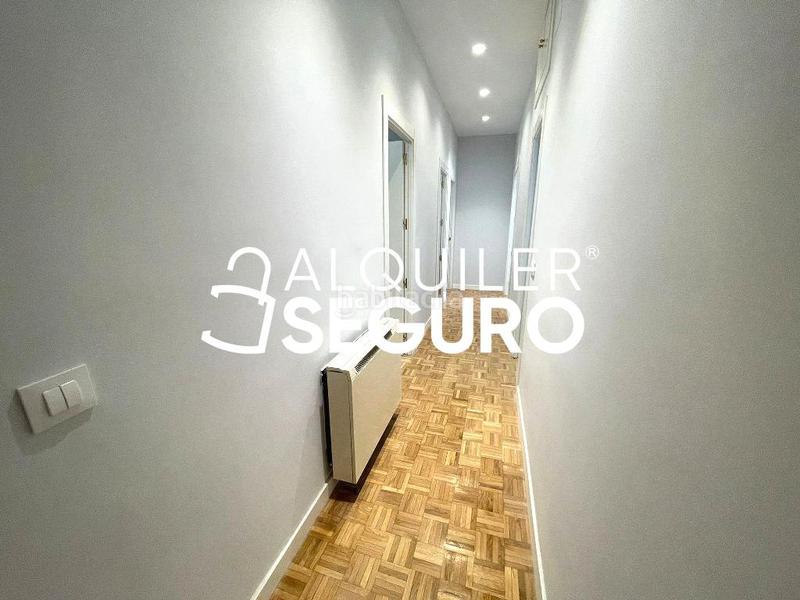 Foto 583d8625-0cce-43e1-89ef-17e12555940f. Rent flat with heating in Pacífico Madrid