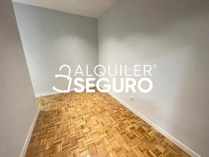 Foto 860cb23b-219d-442b-8bc2-5738b2aee3db. Rent flat with heating in Pacífico Madrid