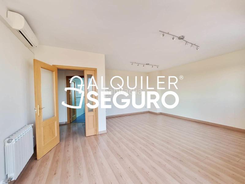 Foto c823aa15-53cb-4541-a6d9-212d15cf171f. Lloguer àtic amb calefacció aparcament a Ibiza-San Pedro Villanueva del Pardillo