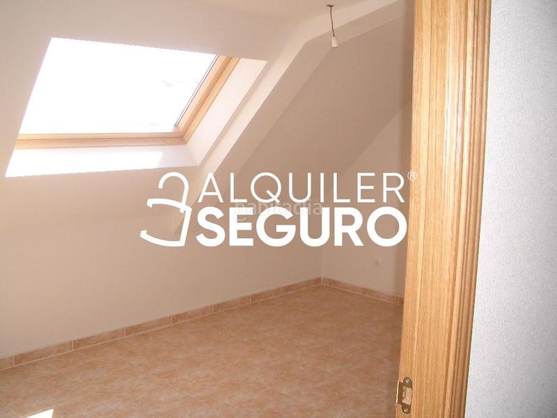 Foto 615effc5-21bf-4940-aa63-6d9db0ac07e6. Alquiler chalet  c josé moya montero en Valmojado