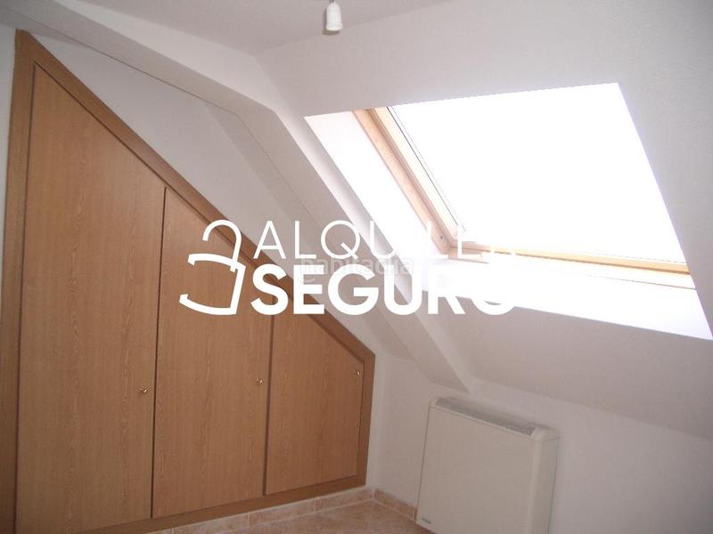 Foto 8edd064c-c3c1-4362-8efe-84845647c724. Lloguer xalet amb calefacció aparcament a Valmojado