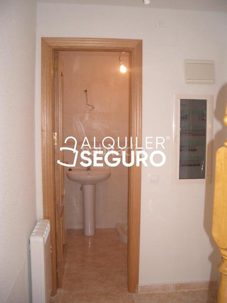 Foto 99daa3f5-9171-4d72-b702-52cf65afcac3. Lloguer xalet amb calefacció aparcament a Valmojado