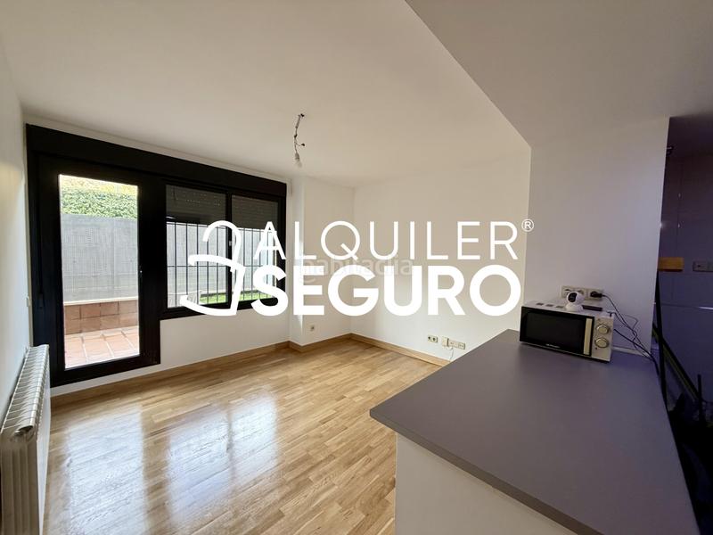 Foto fe6d1530-13f4-406d-ac82-c3cd8875b980. Rent flat with heating parking pool in Estación Valdemoro