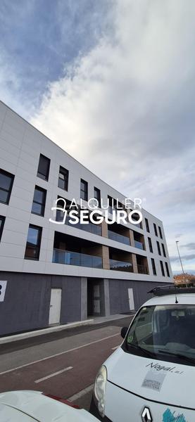 Foto f145d3f1-9b4a-4ab3-b319-b07fb6fe1f48. Location appartement avec chauffage parking piscine dans Siero