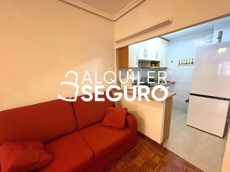 Foto e18bd8d3-c14d-4749-9040-18cc975bbaa7. Lloguer pis amb calefacció a Guindalera Madrid