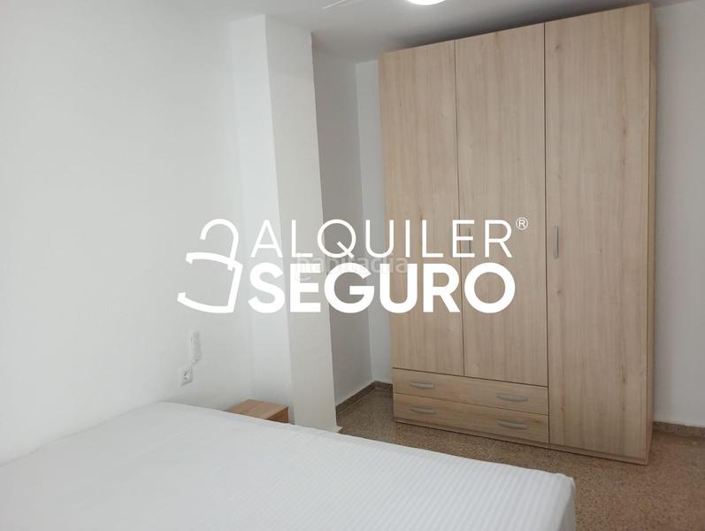 Foto 0981ec88-a0e5-48f9-b841-8d71eea09859. Alquiler piso  c magistrado salvador barberá en Málaga