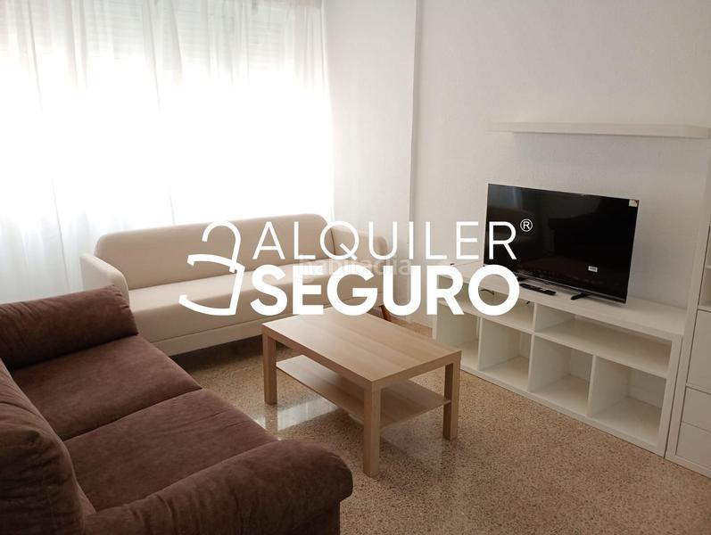 Foto 2831eedf-eda6-4736-90fa-da203f08d5dd. Alquiler piso  c magistrado salvador barberá en Málaga