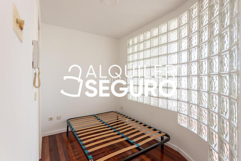 Foto 3d513784-7bd1-4739-945d-76a740850d31. Alquiler piso  pl. de cristo rey en Gaztambide Madrid