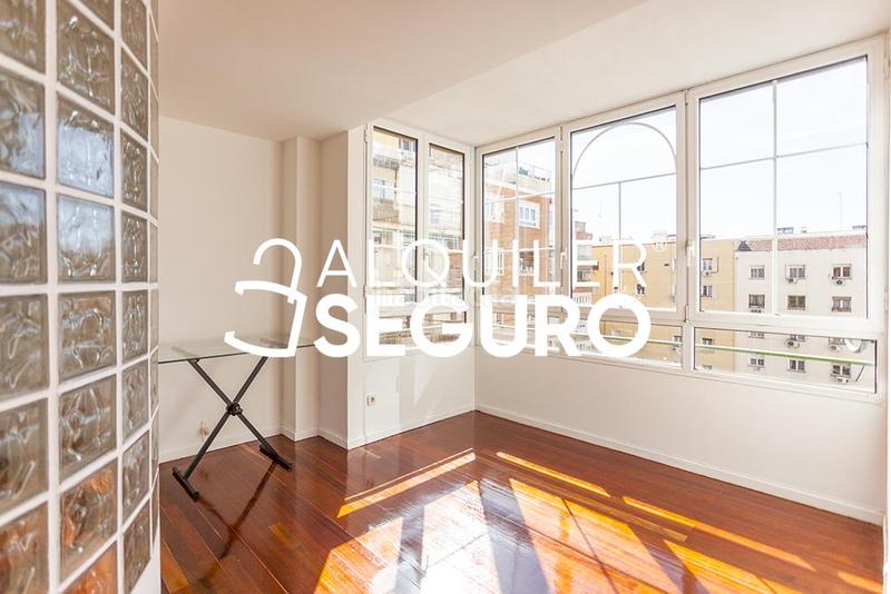 Foto 2cf11f38-841c-4ad7-ad11-b2e04ef395be. Location appartement dans Gaztambide Madrid