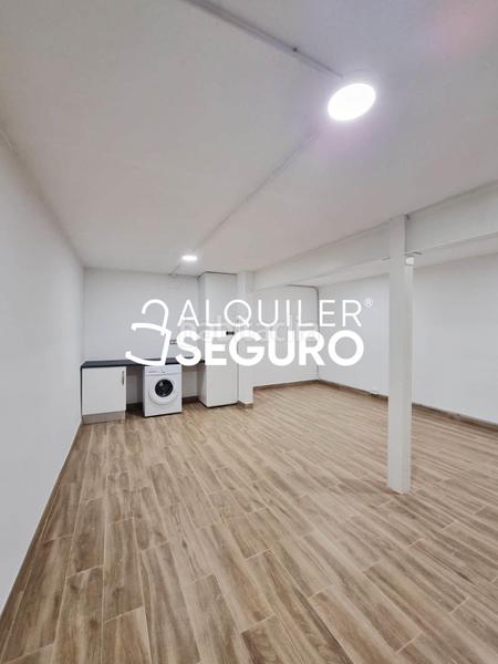 Foto 6cca8aa0-f930-41df-9b9c-671d7293ba94. Alquiler piso  c santa teresa de jesús en Guadarrama