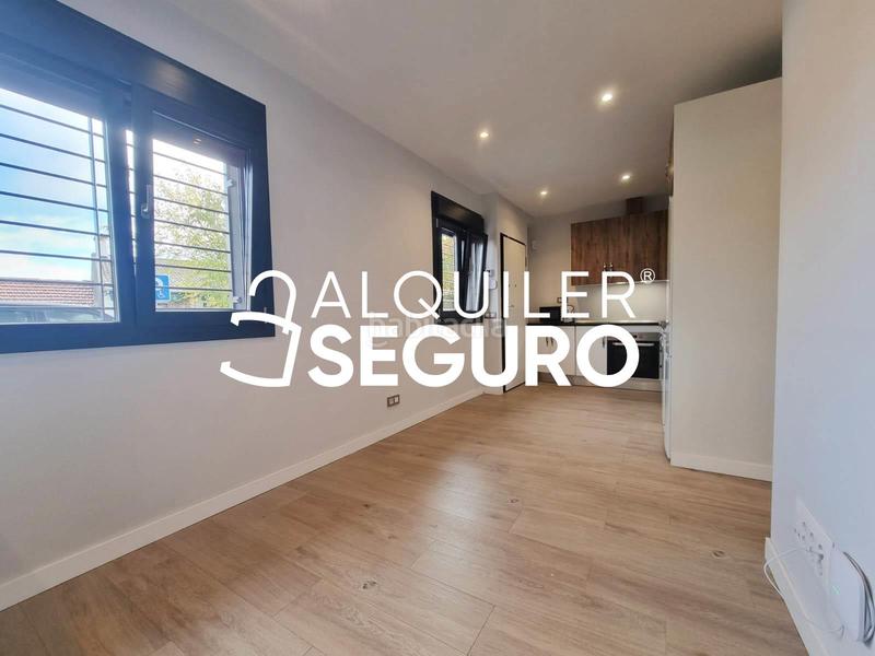 Foto ffab6e9a-c561-4af3-a6a2-269fc31eca76. Location appartement avec chauffage dans Guadarrama