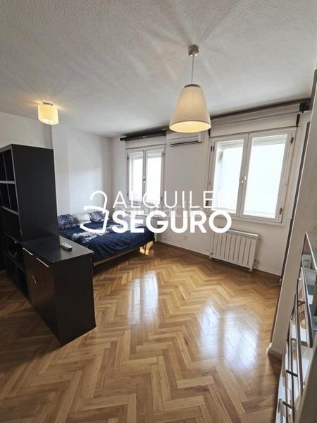 Foto b821a1da-499b-4375-bf2b-cffd5ff4abfa. Rent flat with heating in Estación-Parque O´Donnell Alcalá de Henares