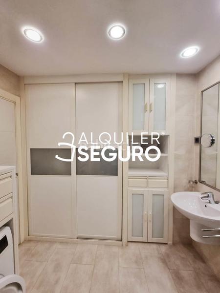 Foto ce759902-d085-46a3-8089-d5e141da0839. Affitto appartamento con piscina in Castillo-Campodón Villaviciosa de Odón