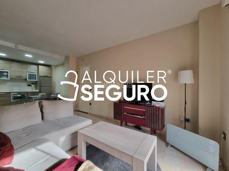 Foto 0d10fd15-a62a-4f8c-800b-0e7471fdc620. Miete etagenwohnung mit pool in Castillo-Campodón Villaviciosa de Odón