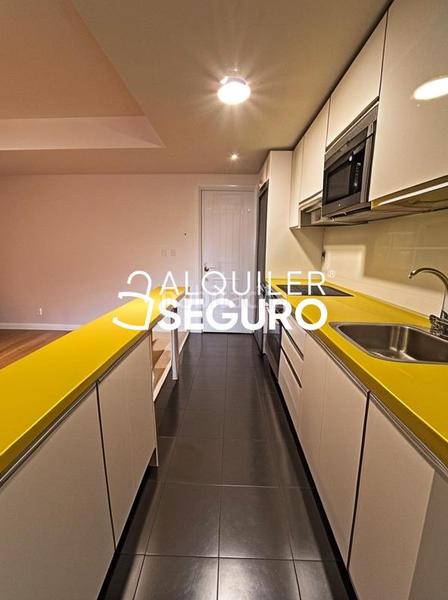 Foto 706575b8-f576-43bb-8f0a-385f2bf9dfaa. Affitto appartamento con riscaldamento parcheggio in Madrid