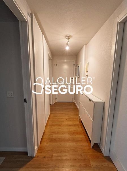 Foto 935a106f-199c-4b4d-80d8-51fb54ead1c7. Affitto appartamento con riscaldamento parcheggio in Madrid