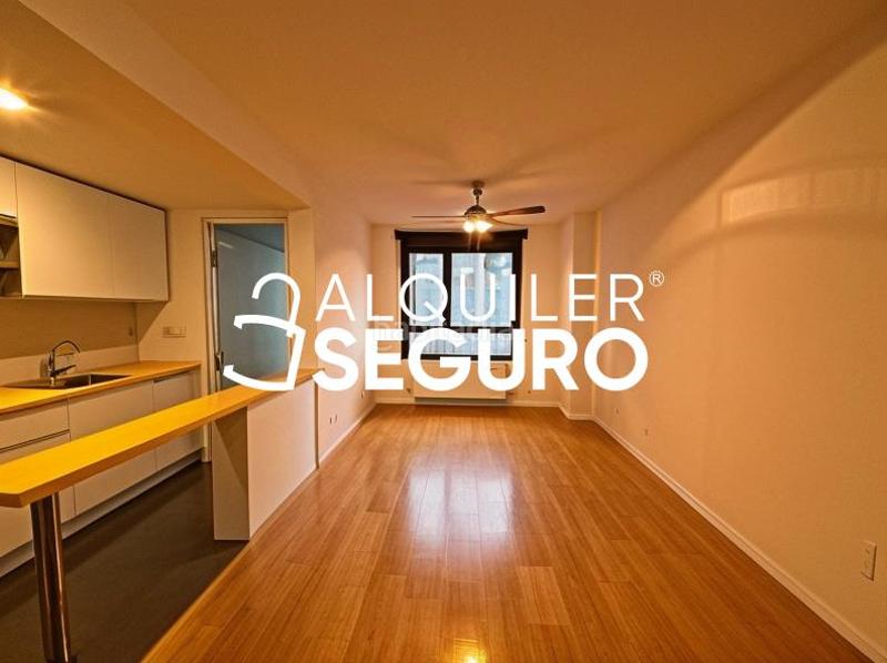 Foto d7e74b55-02fa-41bf-a822-efa625ac96d0. Location appartement avec chauffage parking dans Valdecarros Madrid