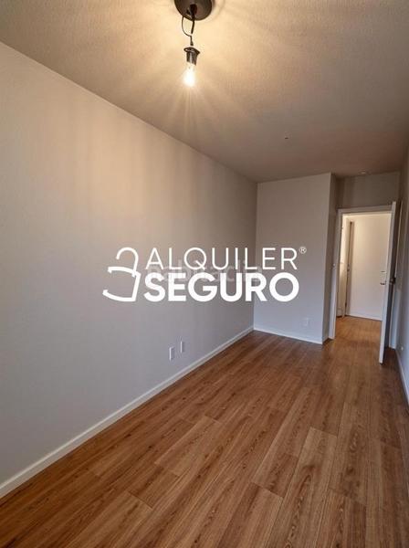 Foto fb05092c-c679-48d2-91af-352bf51ed857. Rent flat with heating parking in Valdecarros Madrid