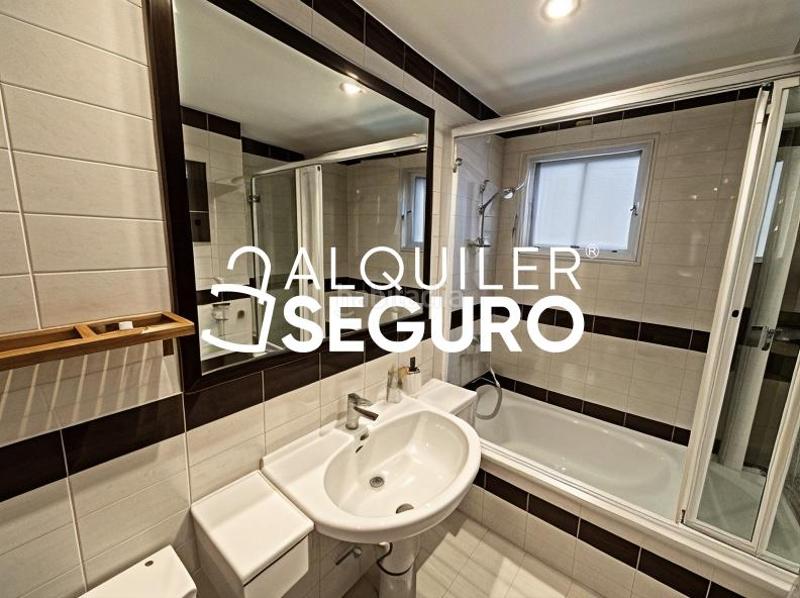 Foto 0f7ecbe7-3631-4bb0-a486-bd1064884291. Affitto appartamento con riscaldamento parcheggio in Madrid