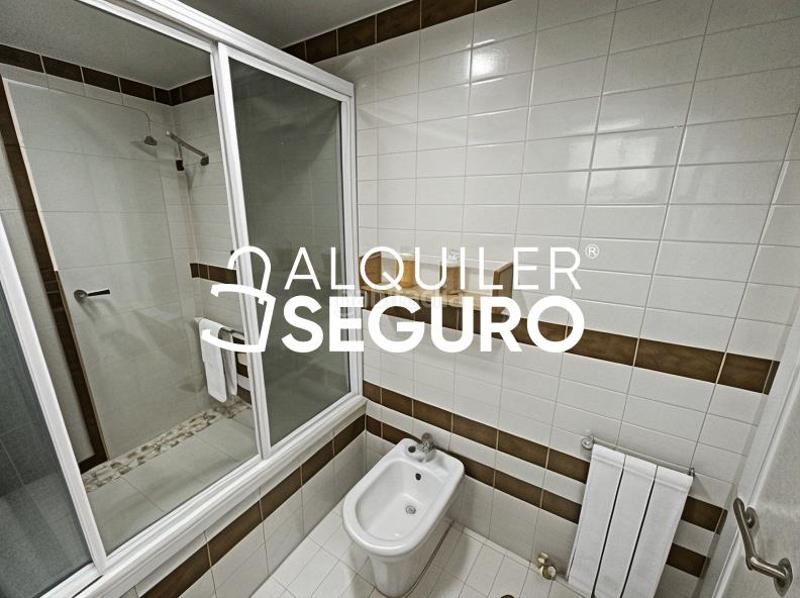 Foto 748e9e86-88bd-4e4d-a8b6-165728e2a291. Affitto appartamento con riscaldamento parcheggio in Madrid