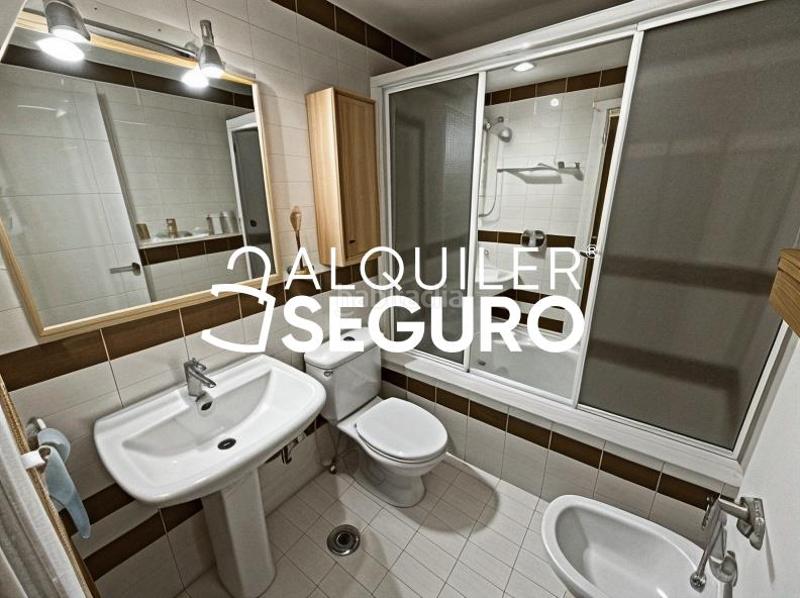 Foto e1cda9c0-569f-4098-8d84-21736097089c. Lloguer pis amb calefacció aparcament a Santa Eugenia Madrid