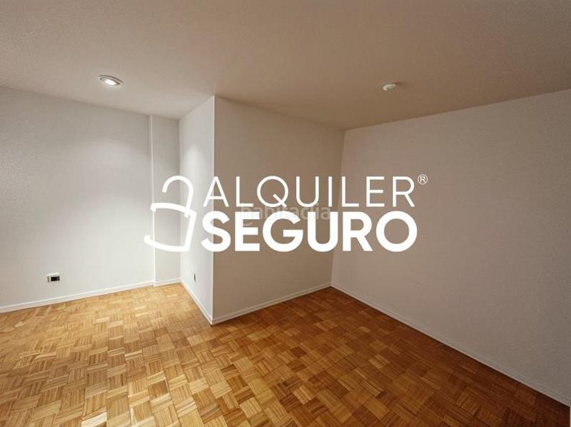 Foto 05989b32-49ed-4b2c-a3a5-1938c3e1c751. Location appartement avec chauffage parking dans Santa Eugenia Madrid