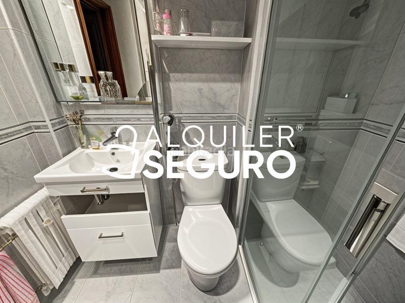 Foto b7a499bc-5d57-4c5c-838b-706338895669. Location appartement avec chauffage dans Paseo Independencia Zaragoza