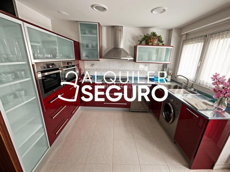 Foto 5bd1e3d0-2185-4251-a785-d571e6c26422. Rent flat with heating in Paseo Independencia Zaragoza