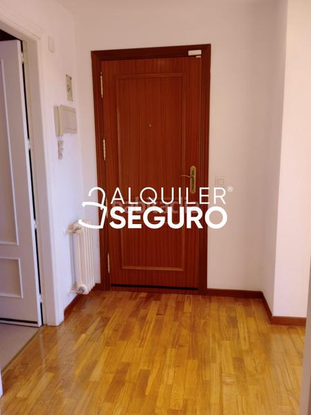 Foto 64604d0d-5957-4fa9-af7d-c9e6162eb114. Alquiler piso  c de zúrich en Rosas - Musas Madrid