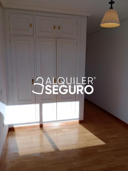 Foto 531a5065-222b-488b-987e-01709845d490. Lloguer pis amb calefacció aparcament a Rosas - Musas Madrid