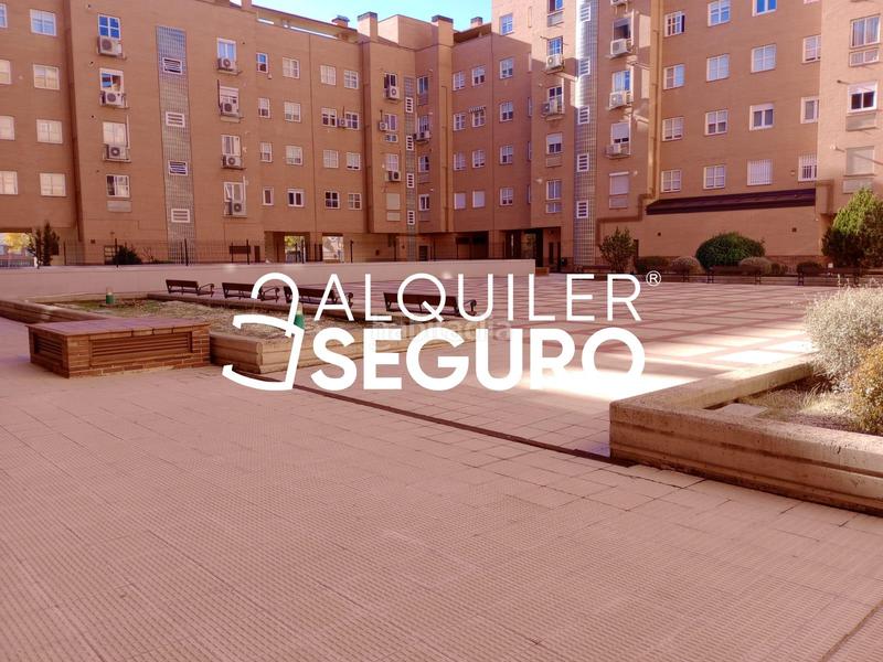 Foto d161c256-d3ba-446f-9a77-929882f39242. Lloguer pis amb calefacció aparcament a Rosas - Musas Madrid