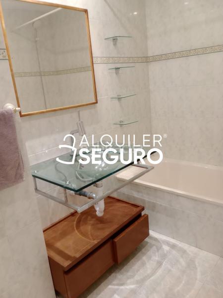 Foto 9dae5efa-9490-40b9-8ec6-0d705450856f. Rent flat with heating parking in Rosas - Musas Madrid