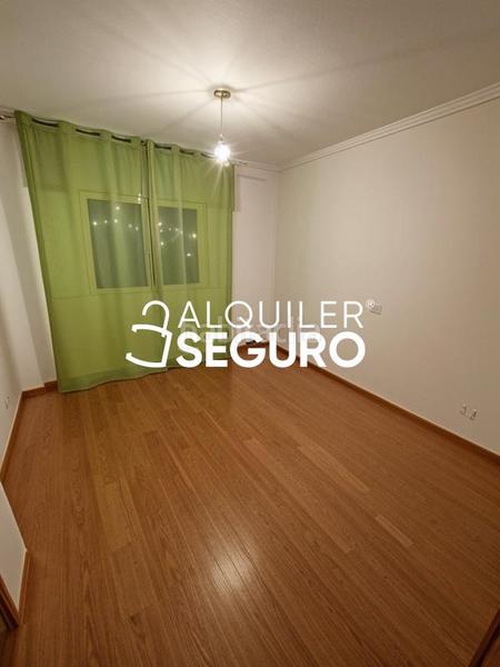 Foto 003a86fe-fa4f-4e1b-af22-83f212175757. Location appartement avec chauffage dans Orcasur-12 de Octubre Madrid