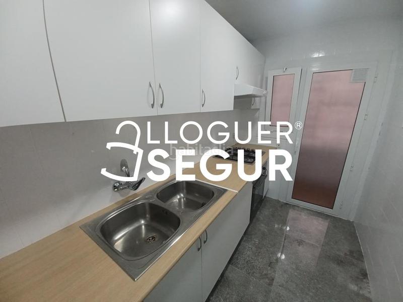 Foto 18009991-9057-4945-9ff2-3bf272bf6190. Alquiler piso  av. barcelona en Malgrat de Mar