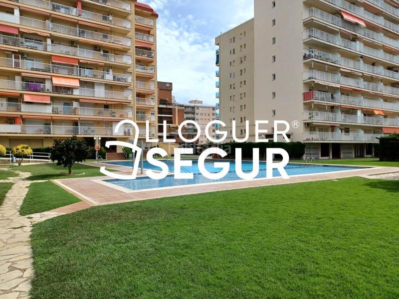 Foto fe4fe829-a6c8-46ab-9ae0-d065d2daca34. Alquiler piso  av. barcelona en Malgrat de Mar