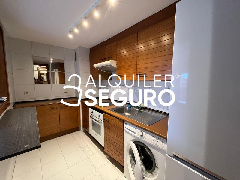 Foto 8f9cb30f-be32-4fcc-9224-eb27bc260288. Affitto appartamento con riscaldamento in Acacias Madrid