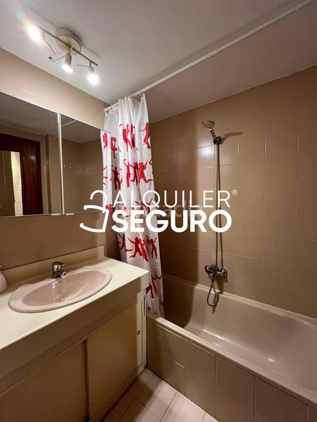 Foto 0e4f0041-8fdc-4350-ac6a-246134b2faf1. Location appartement avec chauffage dans Acacias Madrid