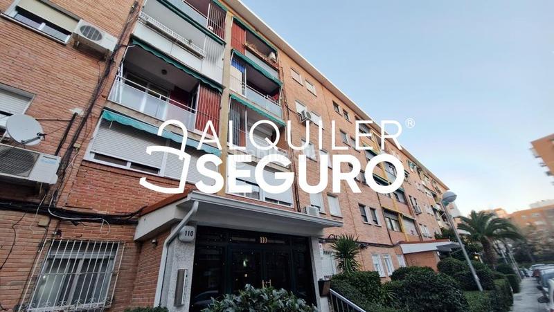 Foto edc14dd9-df66-4c07-9c6e-d20f9b73529e. Alquiler piso  c pico de los artilleros en Vinateros Madrid