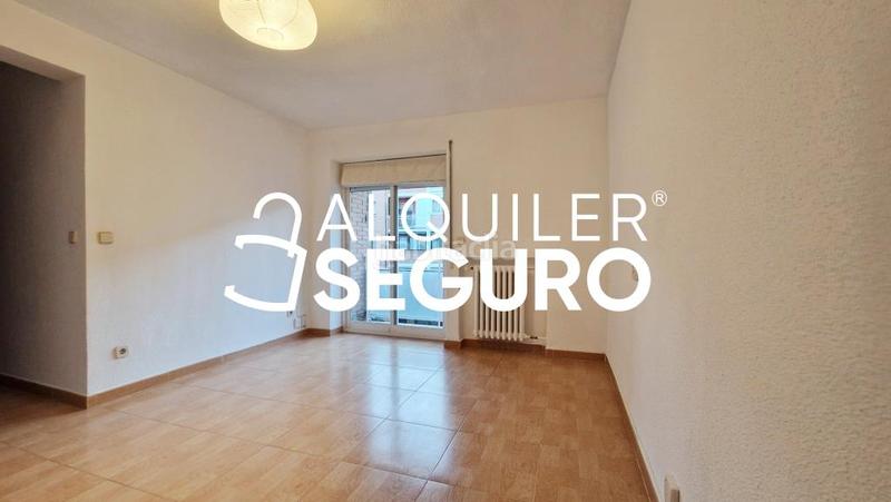 Foto f2514525-c83c-49e1-ad1c-db78558c77b3. Alquiler piso  c pico de los artilleros en Vinateros Madrid