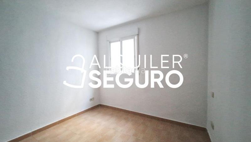 Foto 1e8edcfc-e44d-46da-b0d1-c91c0ea5a83f. Rent flat with heating in Vinateros Madrid